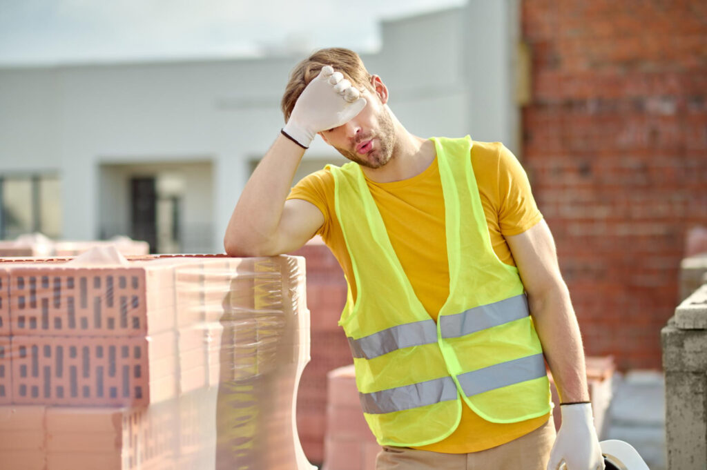 Trabajo a la intemperie y olas de calor: cómo aplicar la normativa ante alertas naranjas y rojas 3 Trabajo