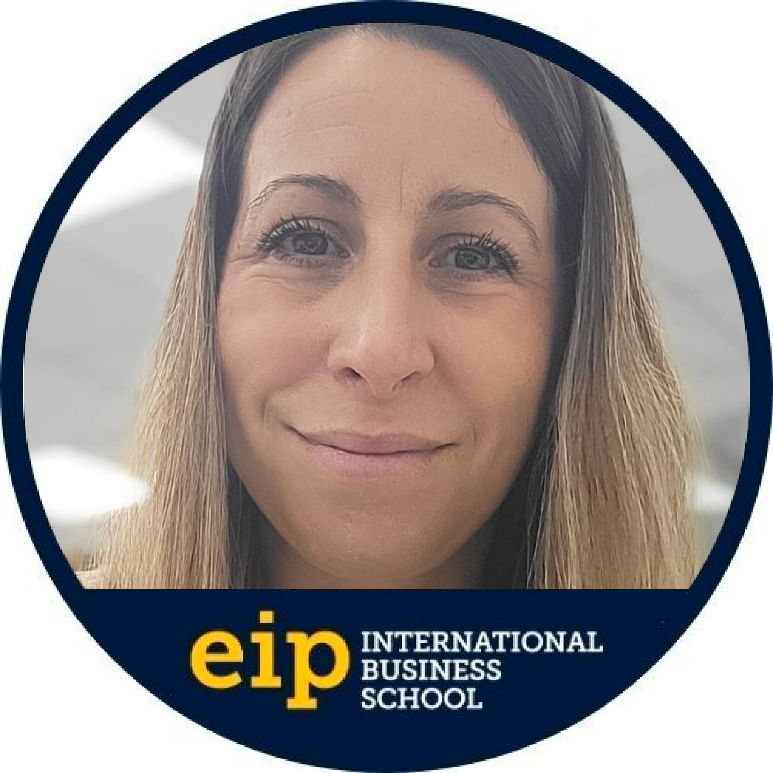 Corporate photo, work desk, 1 copy, 2, 1 scaled